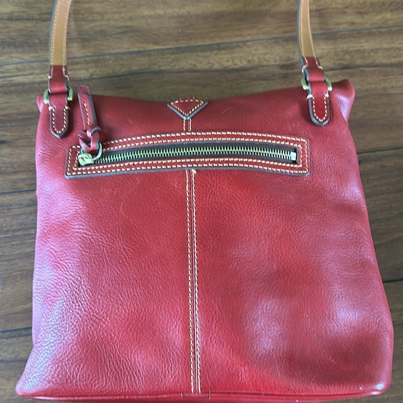 🔴🔴Vintage Dooney and Bourke Leather Crossbody Handbag🔴🔴 - Picture 7 of 13